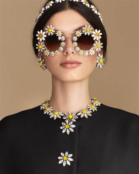 dolce gabbana new daisy sunglasses|dolce gabbana sunglasses online shop.